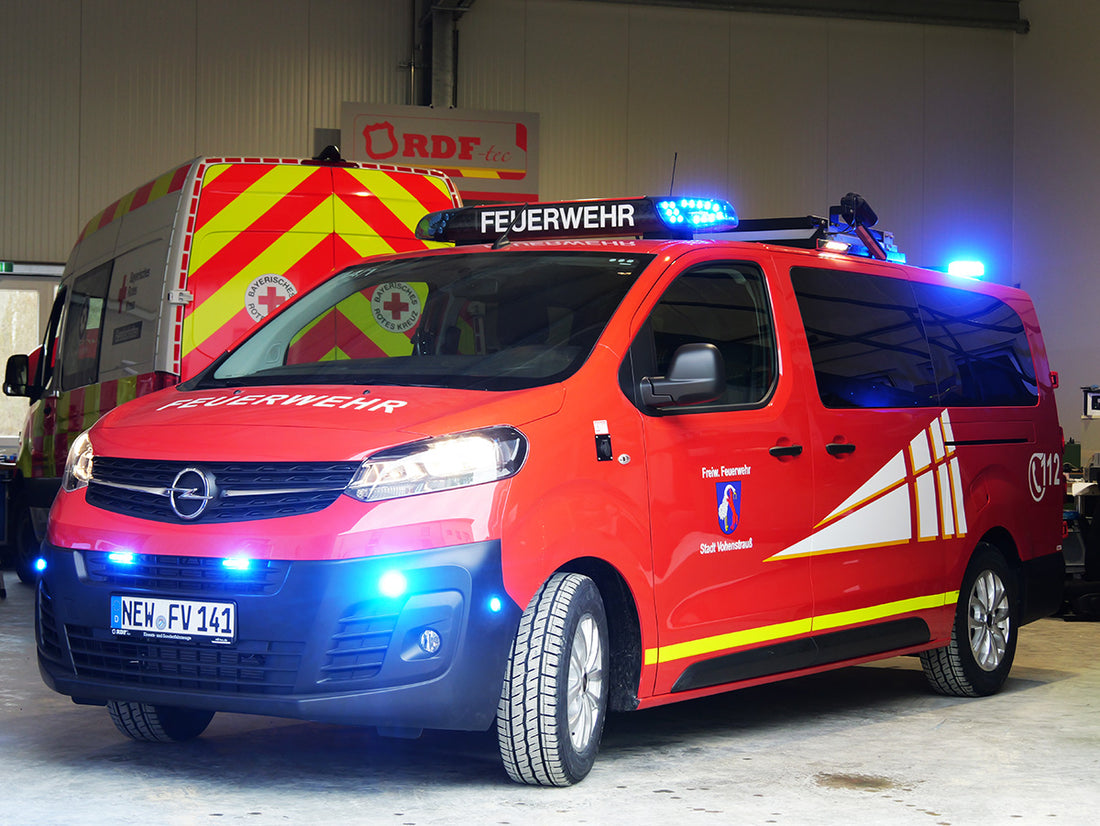 Neuer MTW der Feuerwehr Vohenstrauß auf Opel Vivaro.